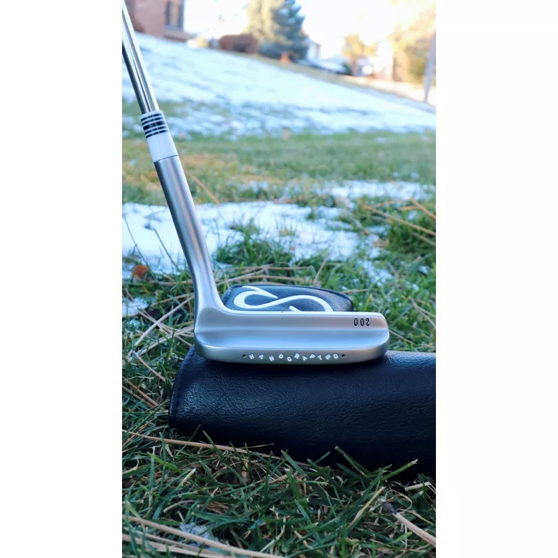 002 Putter